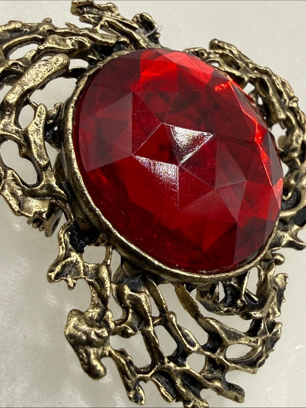 Faceted Antique-Style Red Stone Brooch in Aged Gold Tone metal brutalist dome